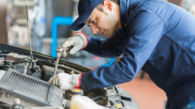 Diesel vs. Petrol Engines: Why You Need a Specialist Diesel Mechanic